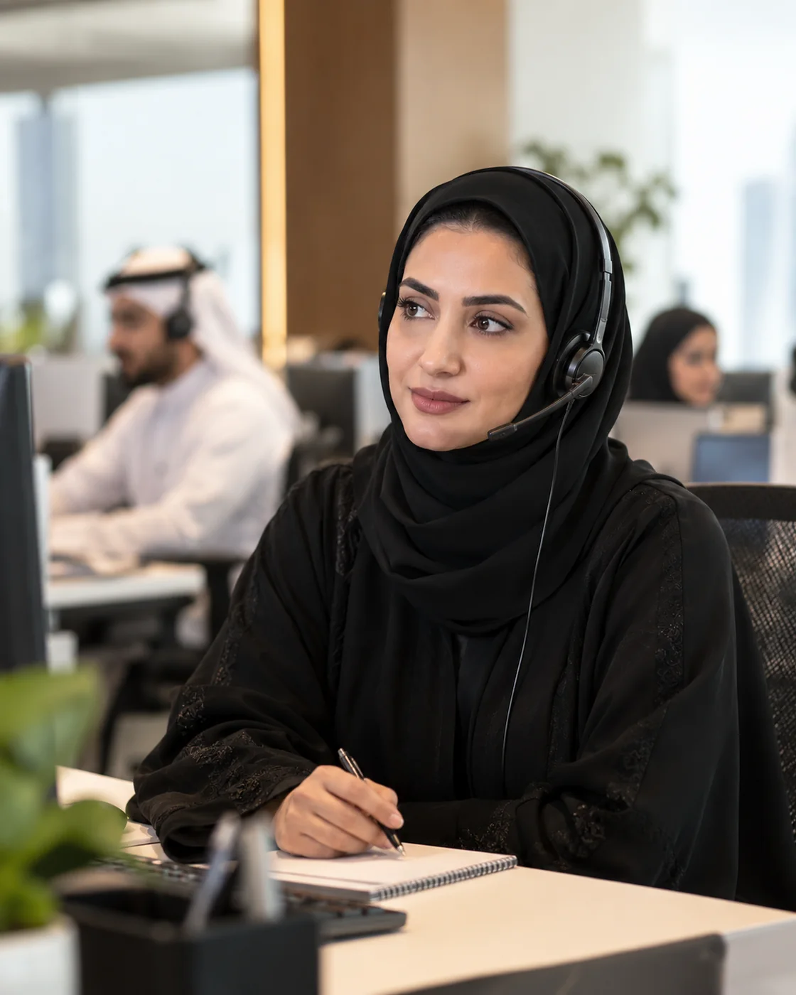 فريق التأمين أثناء العمل